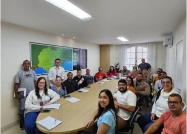 Controladoria Geral do Município de Araruama  realiza reunião com secretarias para otimizar processos de contratação e pagamento