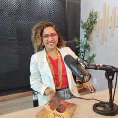Aline Botelho lança novo livro “Os Encantos de Enila”