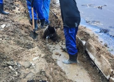 Prefeitura de Cabo Frio realiza intervenção na rede de drenagem na Estrada de Búzios