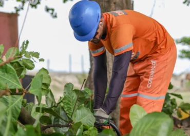 Mutirão de Serviços reforça limpeza urbana no bairro Guarani, em Cabo Frio