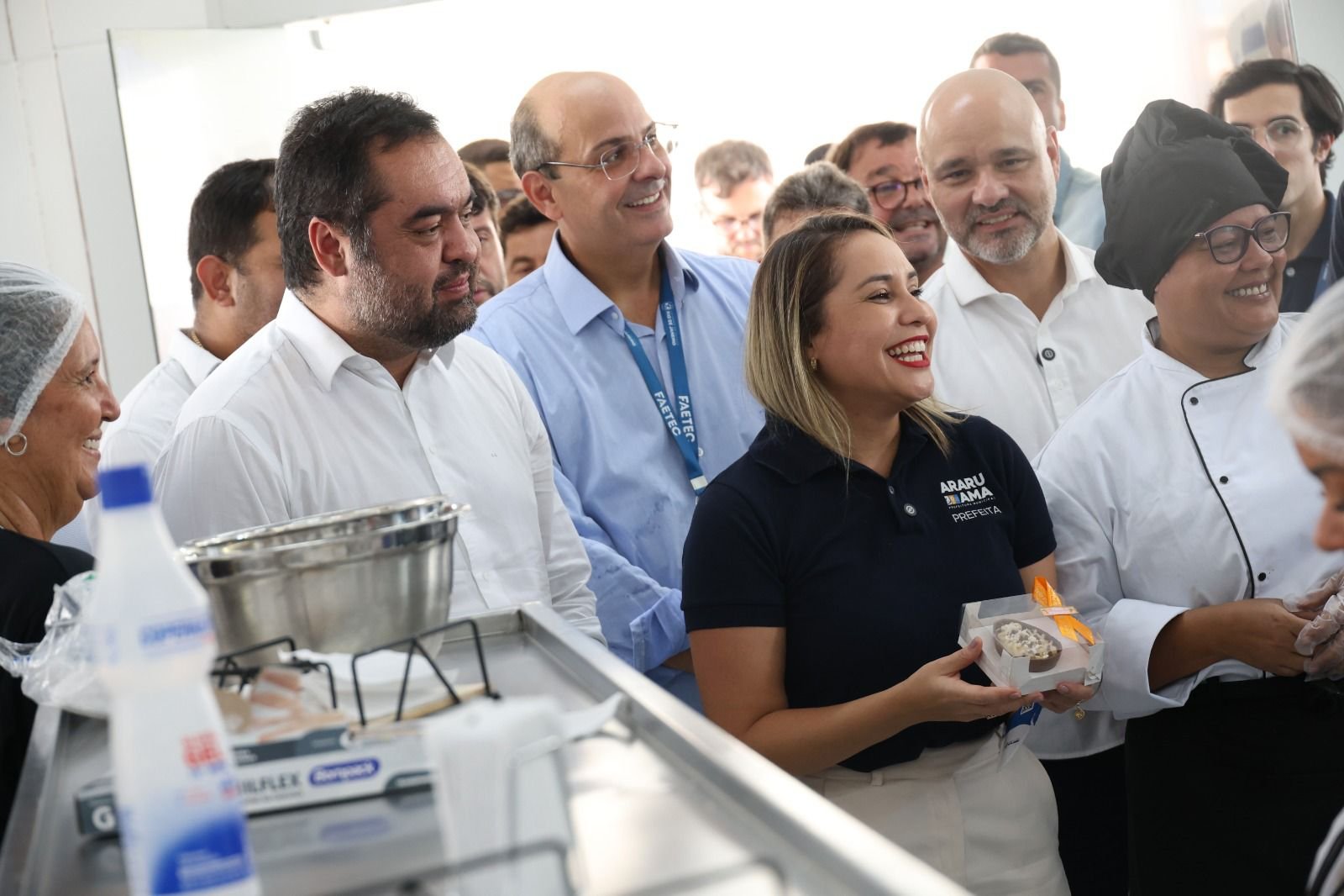 O governador Cláudio Castro inaugurou, nesta quinta-feira (5), a nova unidade da Faetec em São Vicente, em parceria com a Prefeitura de Araruama