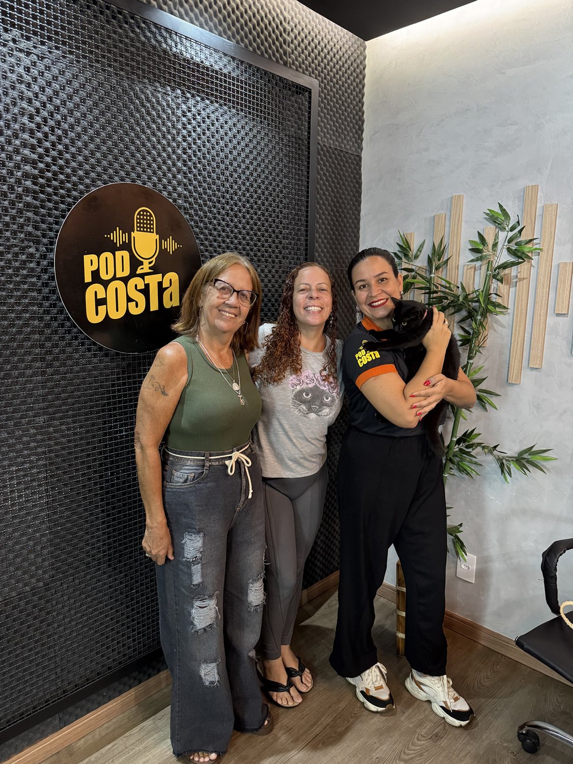 Arte e solidariedade se unem em prol dos animais em Araruama