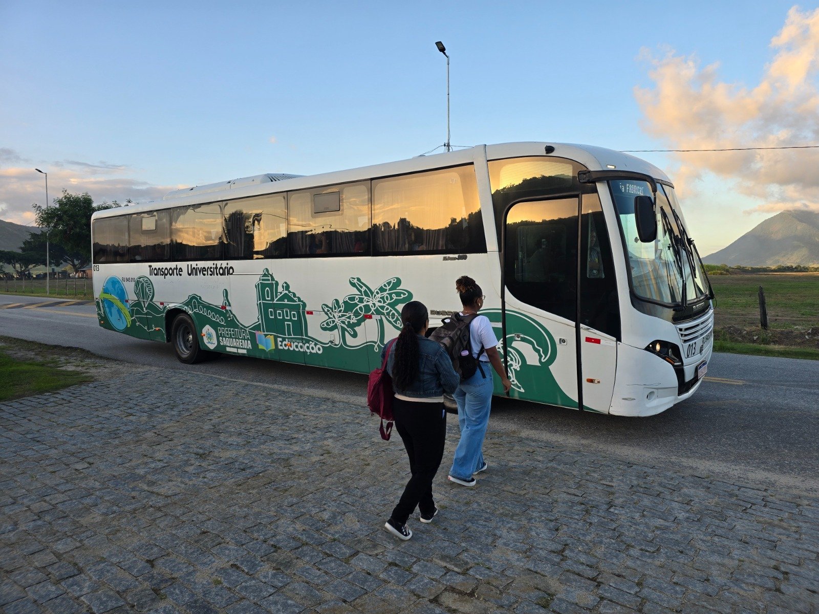 Funcionários de empresas do Polo Industrial de Saquarema se qualificam em universidades