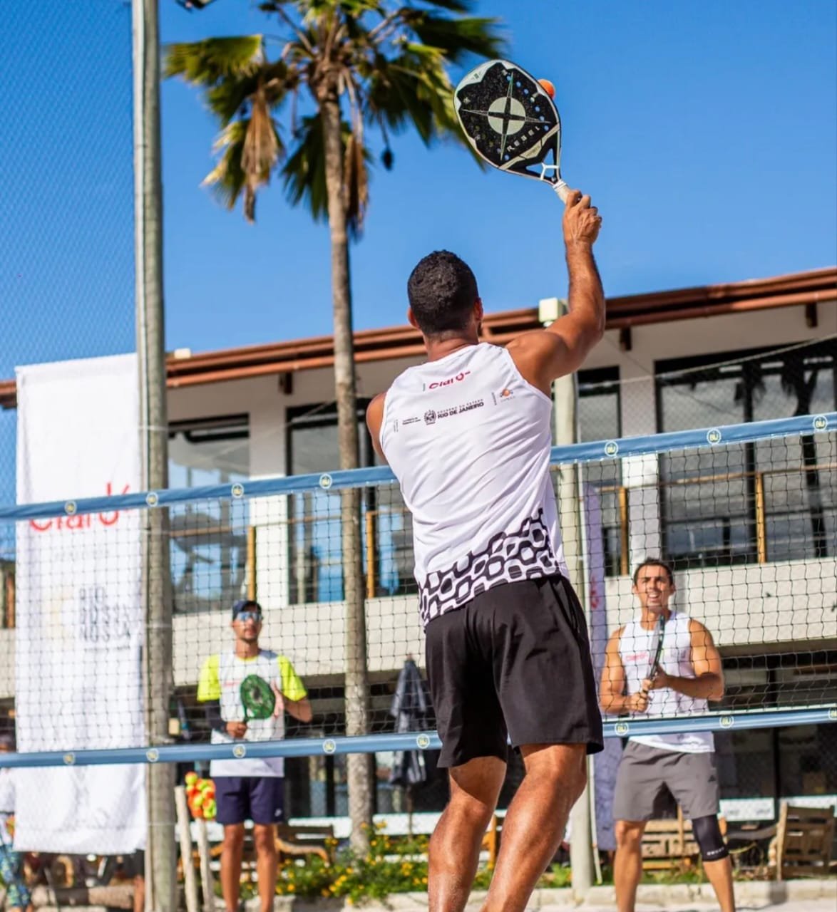 Arraial do Cabo recebe evento que une esporte e bossa nova à beira-mar no dia 9 de maio