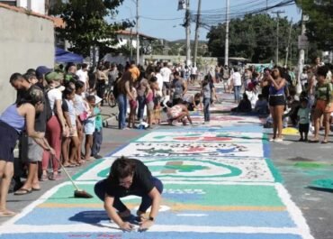 Corpus Christi em Búzios terá confecção de tapetes de sal, missa campal e procissão em Manguinhos