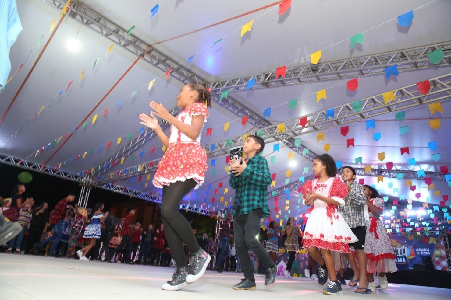 ‘Arraiá Araru’ terá shows, quadrilhas e apresentações das escolas municipais; veja programação