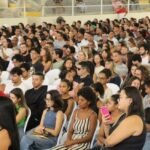 Bolsa de até R$ 2 mil: Prefeitura divulga datas para renovação do programa Araruama Universitário