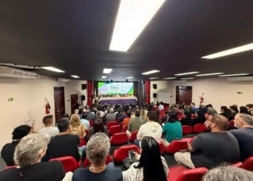 Araruama recebe profissionais da Saúde para troca de experiências e qualificação do SUS