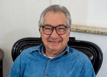 Morre o jornalista e escritor Leo Anelhe, referência da imprensa em Araruama