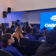 “Setembro Alegre” leva oficinas e sessões de cinema para estudantes da rede municipal de Cabo Frio