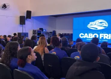 “Setembro Alegre” leva oficinas e sessões de cinema para estudantes da rede municipal de Cabo Frio