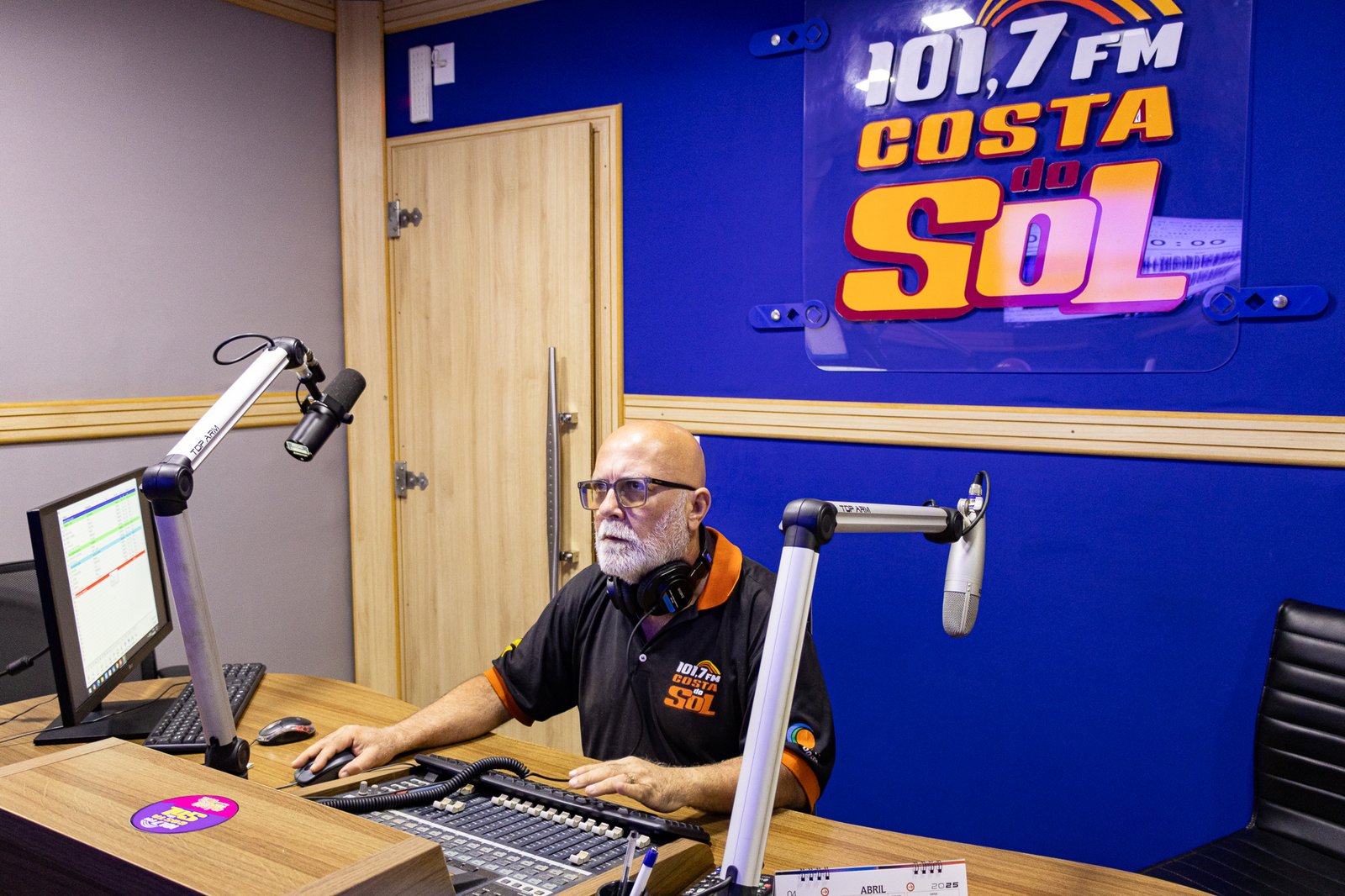 Rádio Costa do Sol FM prepara cobertura especial para o segundo turno das Eleições 2026
